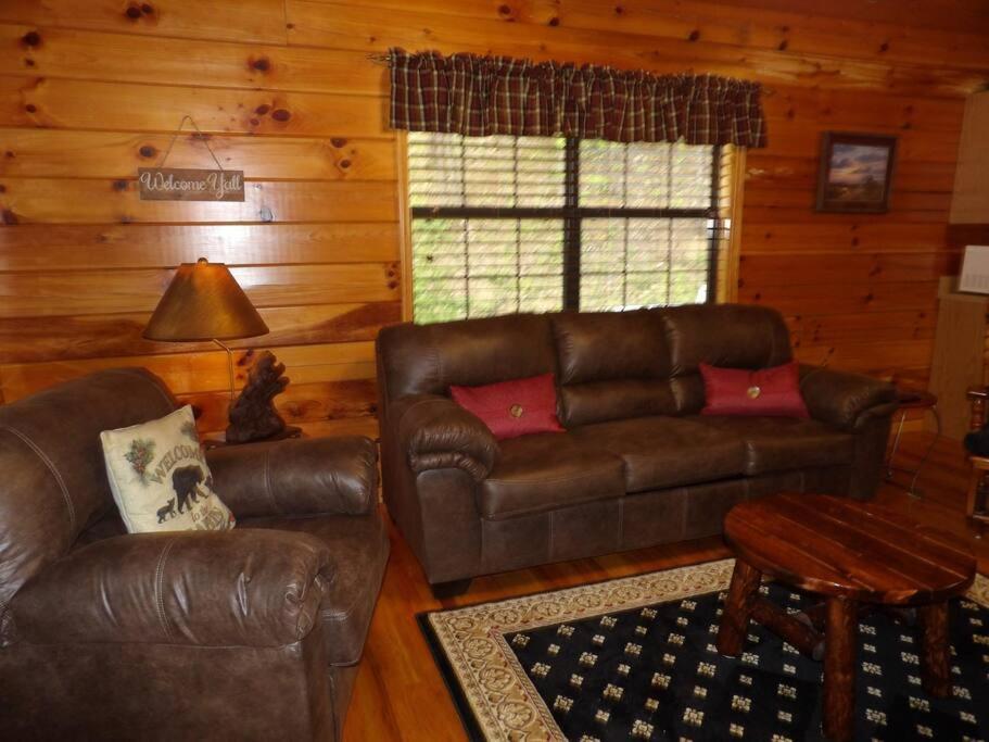 Beary Tale! Your Happily Ever After Starts Here! Sevierville Exteriör bild
